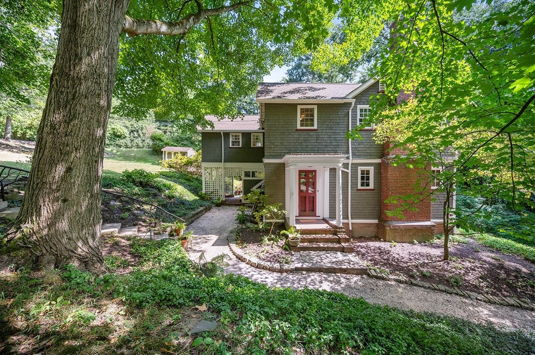 325 Sycamore Rd, Sewickley, PA 15143