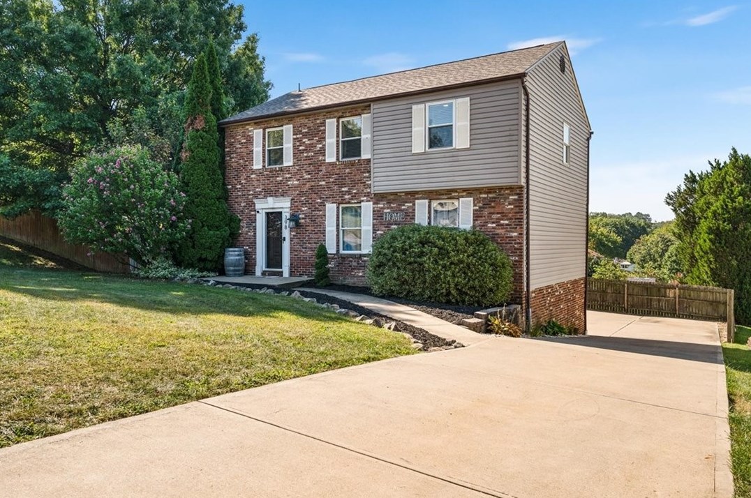 398 Sunridge Dr, Freedom, PA 15042