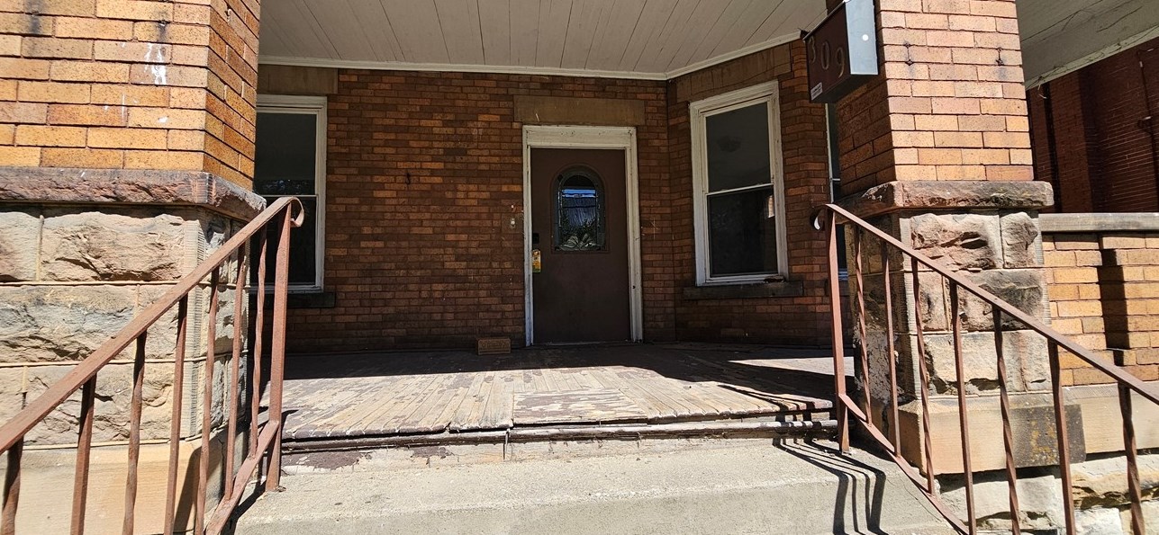 309 E Boyles Ave, New Castle, PA 16105