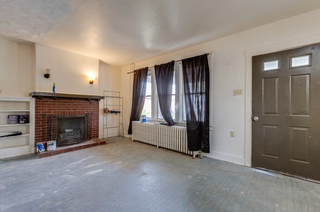 932 Woodbourne Ave, Pittsburgh PA  15226-2108 exterior