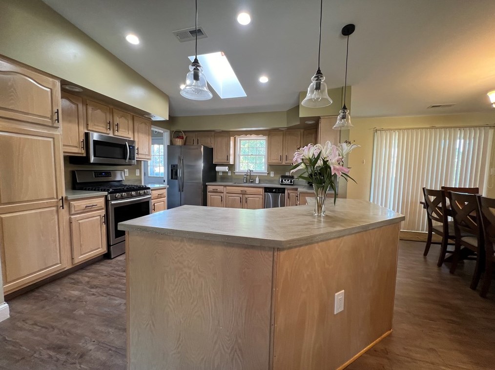 360 Prospect Cir, New Kensington, PA 15068