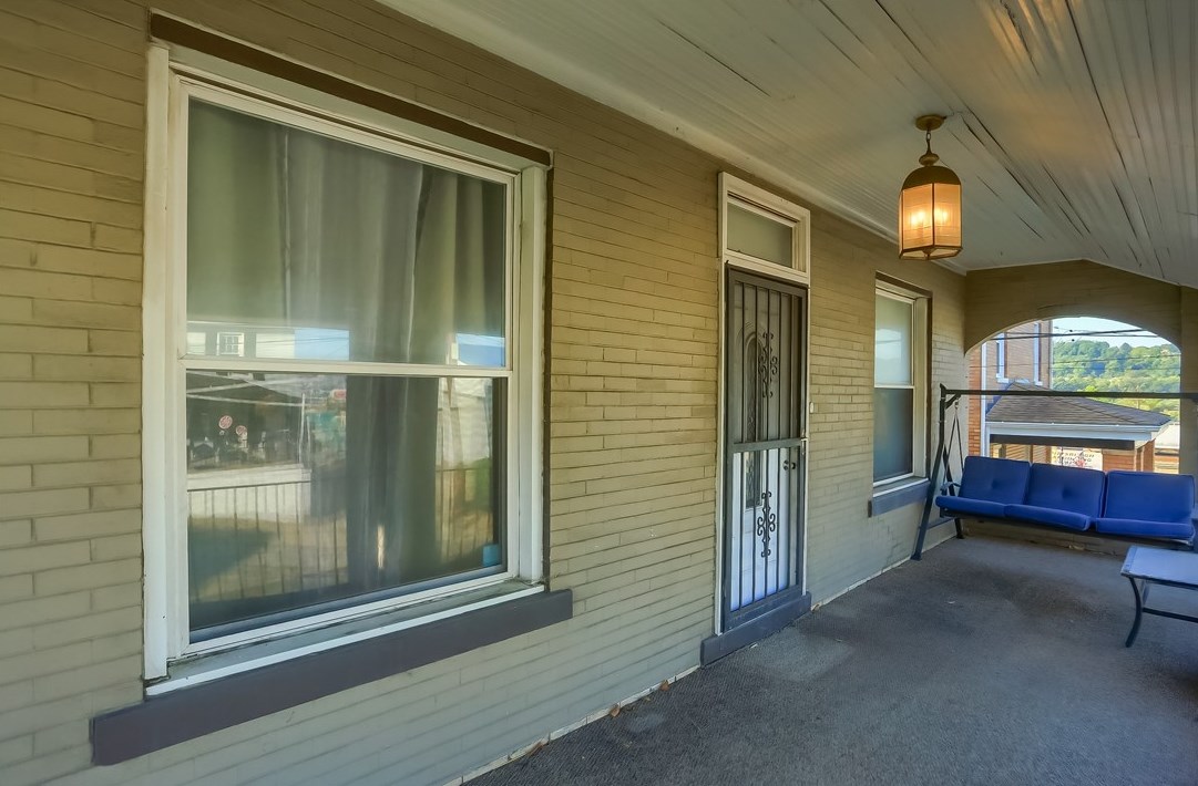 354 9th St, Freedom, PA 15042