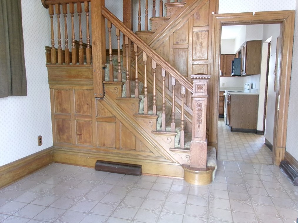 556 Franklin St, Freeport, PA 16229