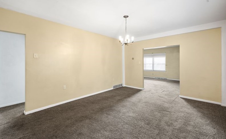 1033 Berkshire Ave, Pittsburgh PA  15226-2218 exterior