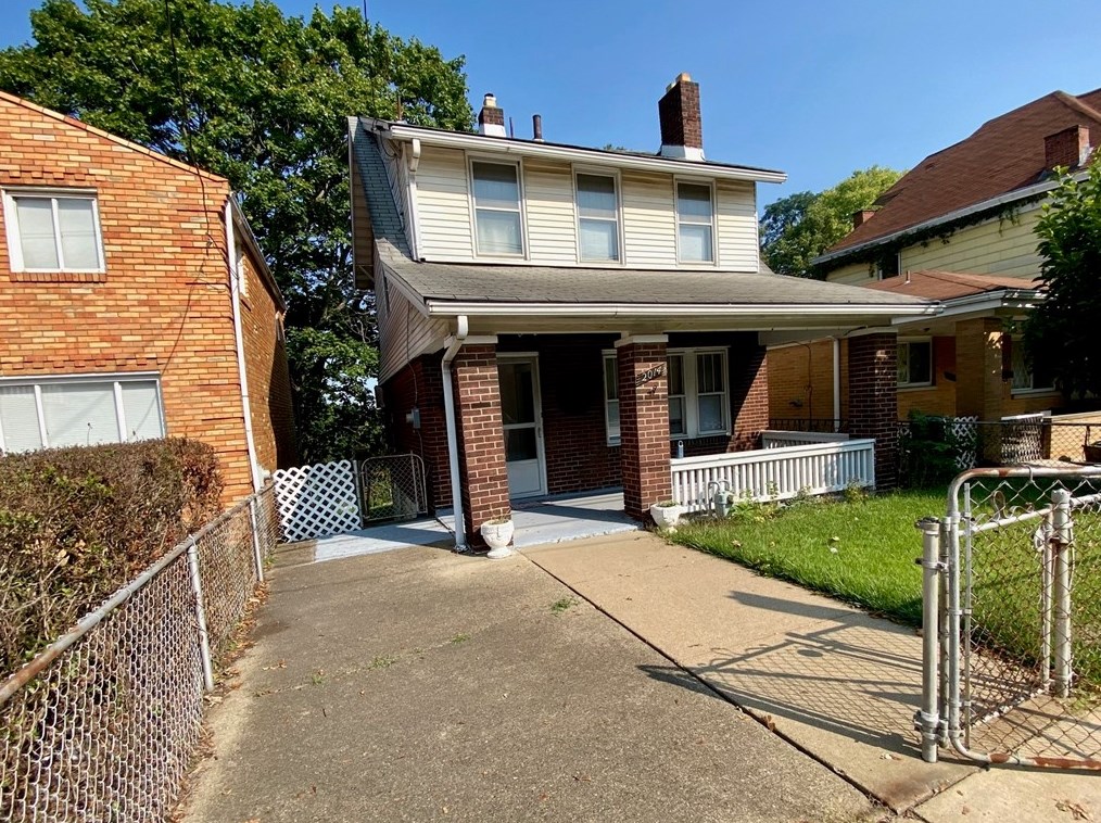2014 Broadway Ave, Pittsburgh, PA 15216