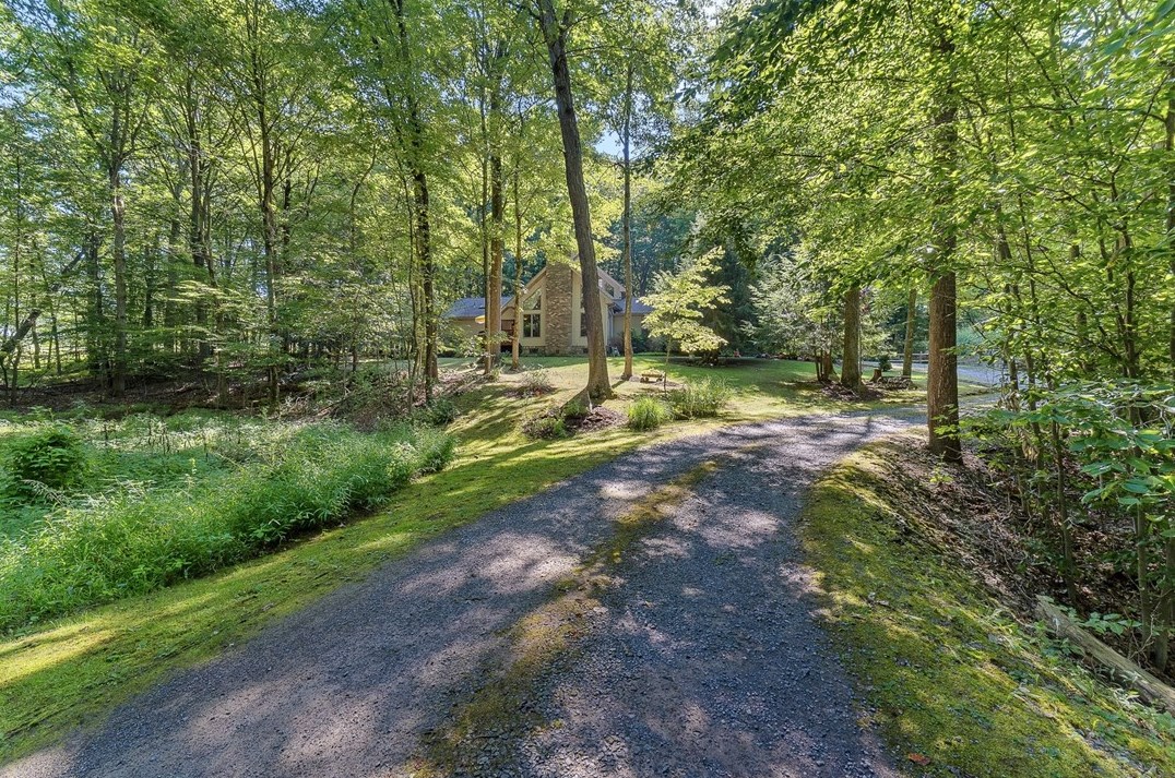257 Brewer Rd, Saxonburg, PA 16056