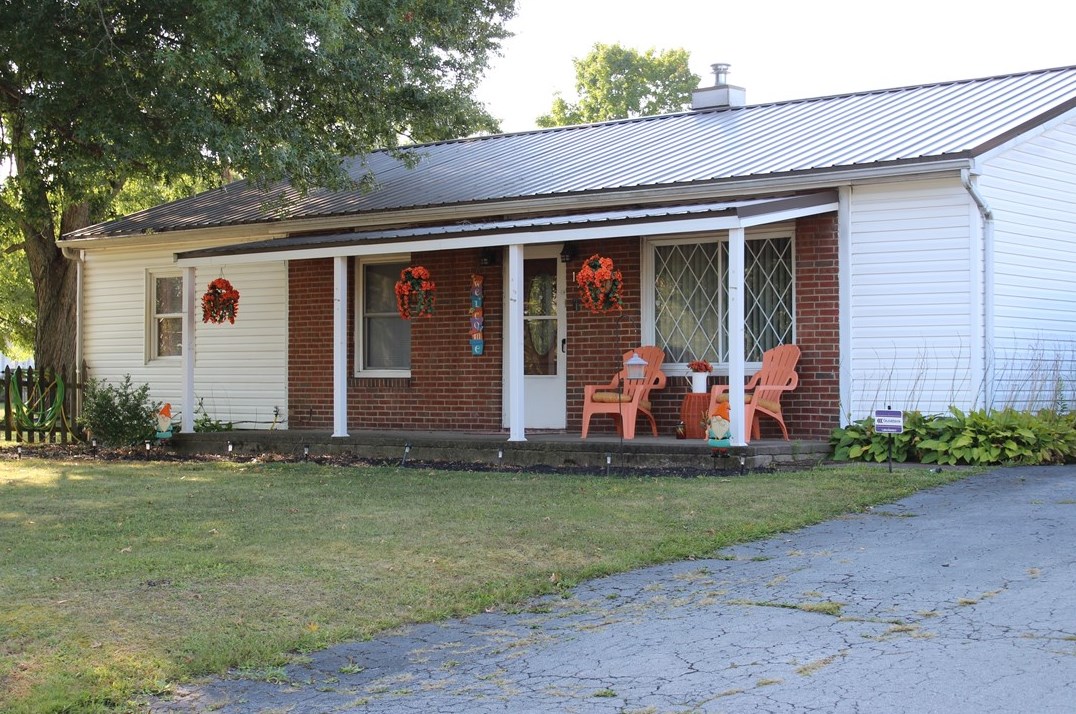 1376 George Street Ext, Hermitage, PA 16148