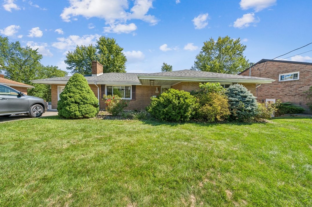 210 Scott Dr, Monroeville, PA 15146
