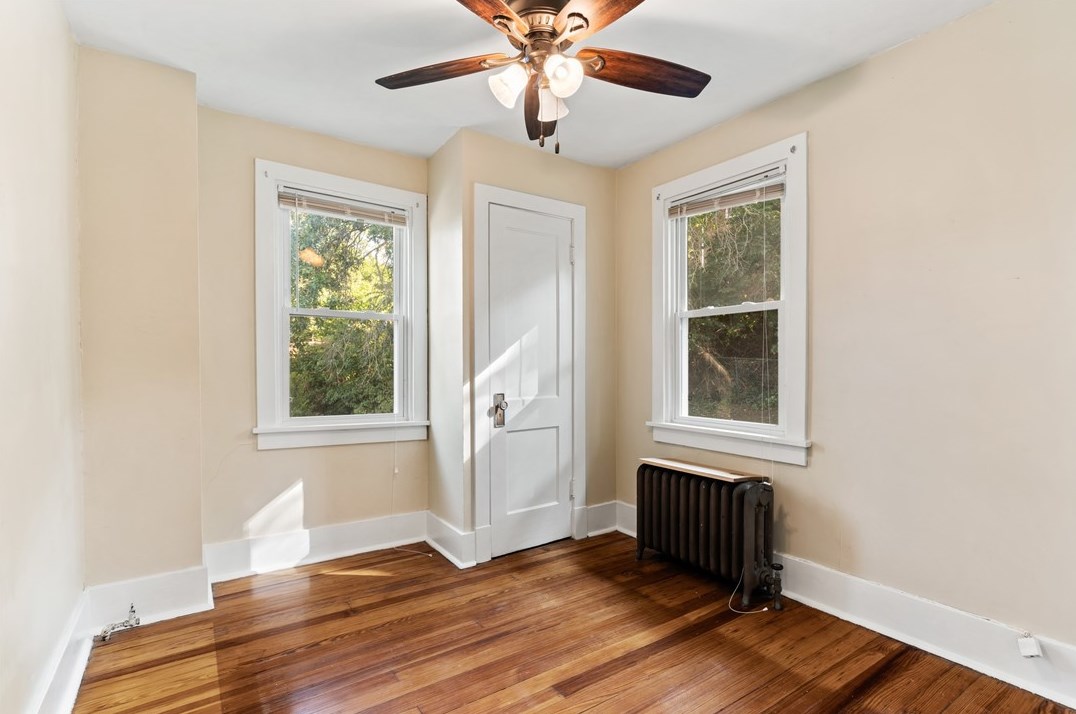 4830 Stanton Ave, Pittsburgh PA 15201-1628 exterior