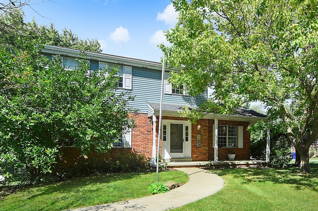168 Oakdale Dr, Zelienople, PA 16063
