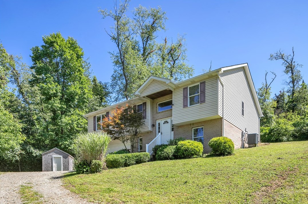106 Cougar, Claridge, PA 15623