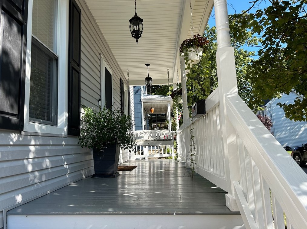 222 Summit Ave, Ligonier, PA 15658-1335