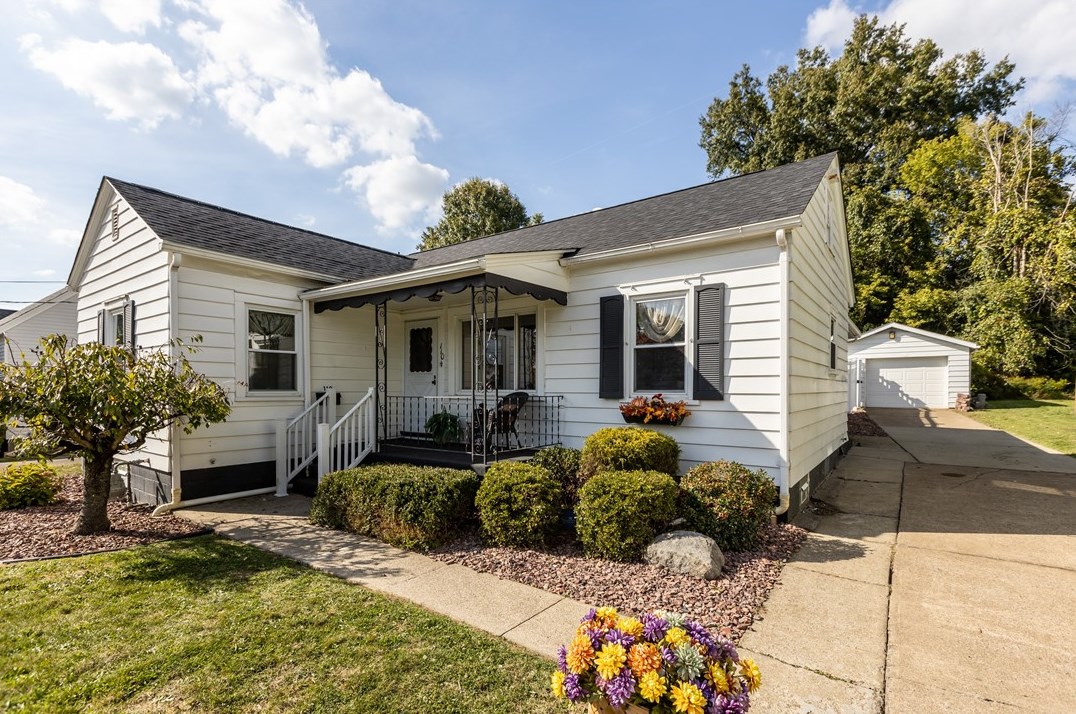 110 Worthington Ave, New Castle, PA 16105