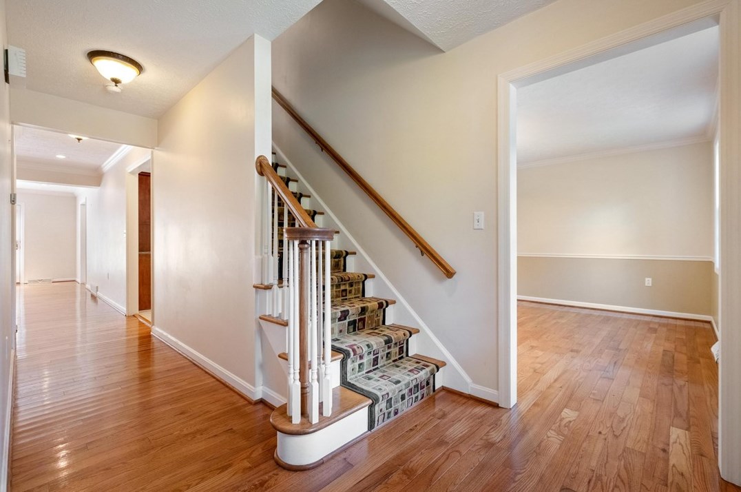 205 Scarborough Dr, Cheswick, PA 15024