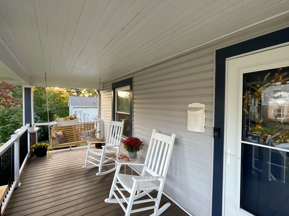 33 Line, Hermitage, PA 16150