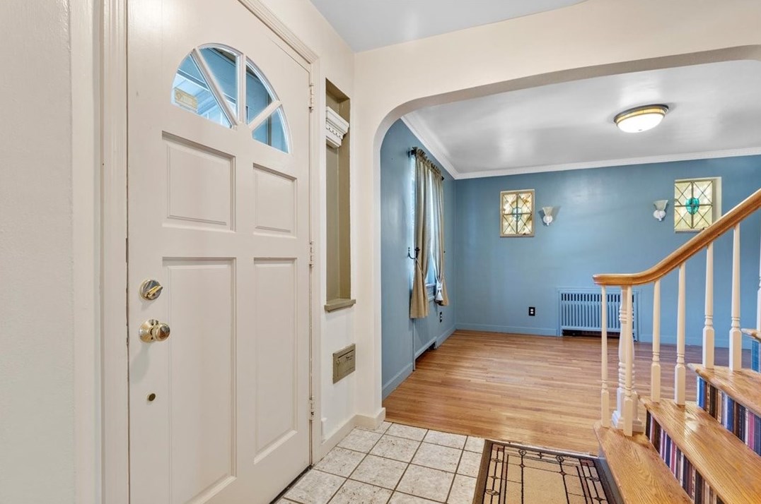 434 Hallock St, Pittsburgh, PA 15211-1372