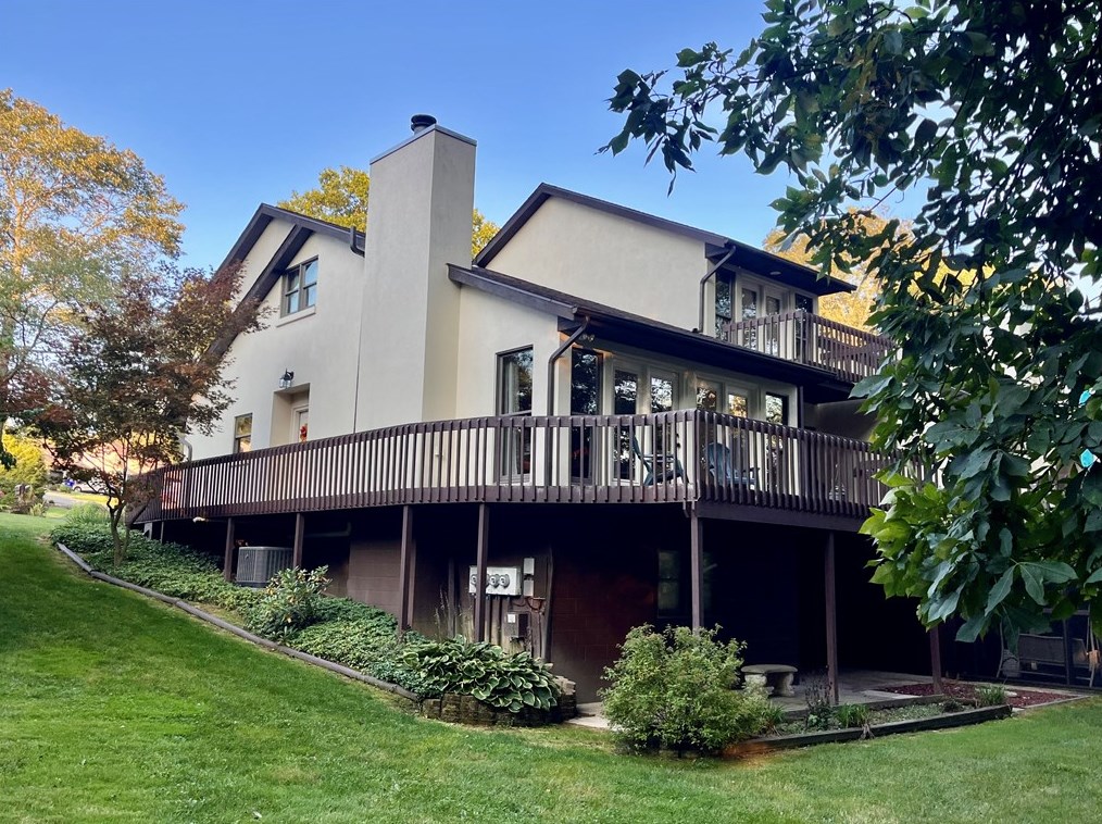 128 Oak Dr, Saxonburg, PA 16056
