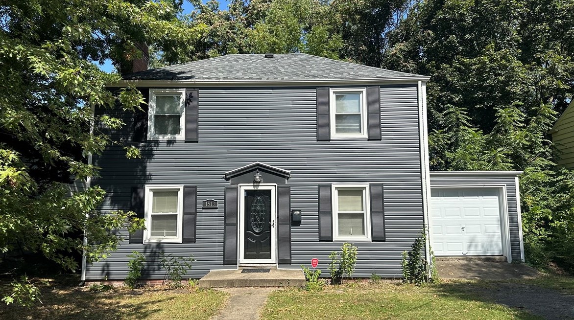 1513 Westview Dr, New Kensington, PA 15068-5949