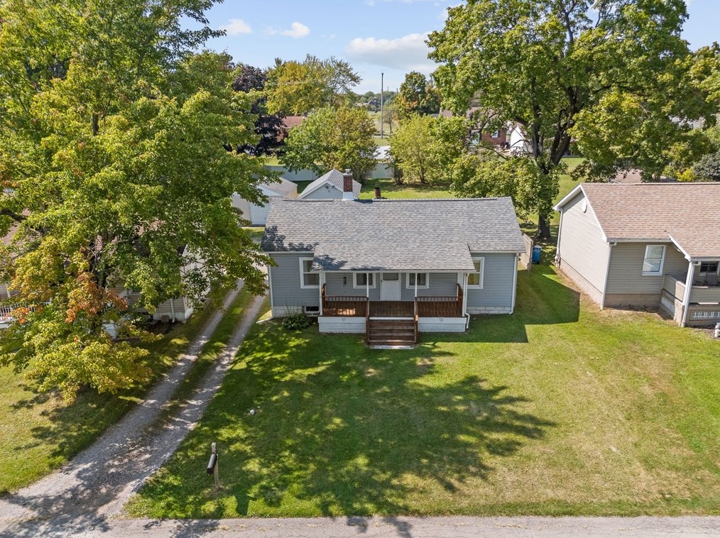 29 6th St, Bessemer, PA 16112