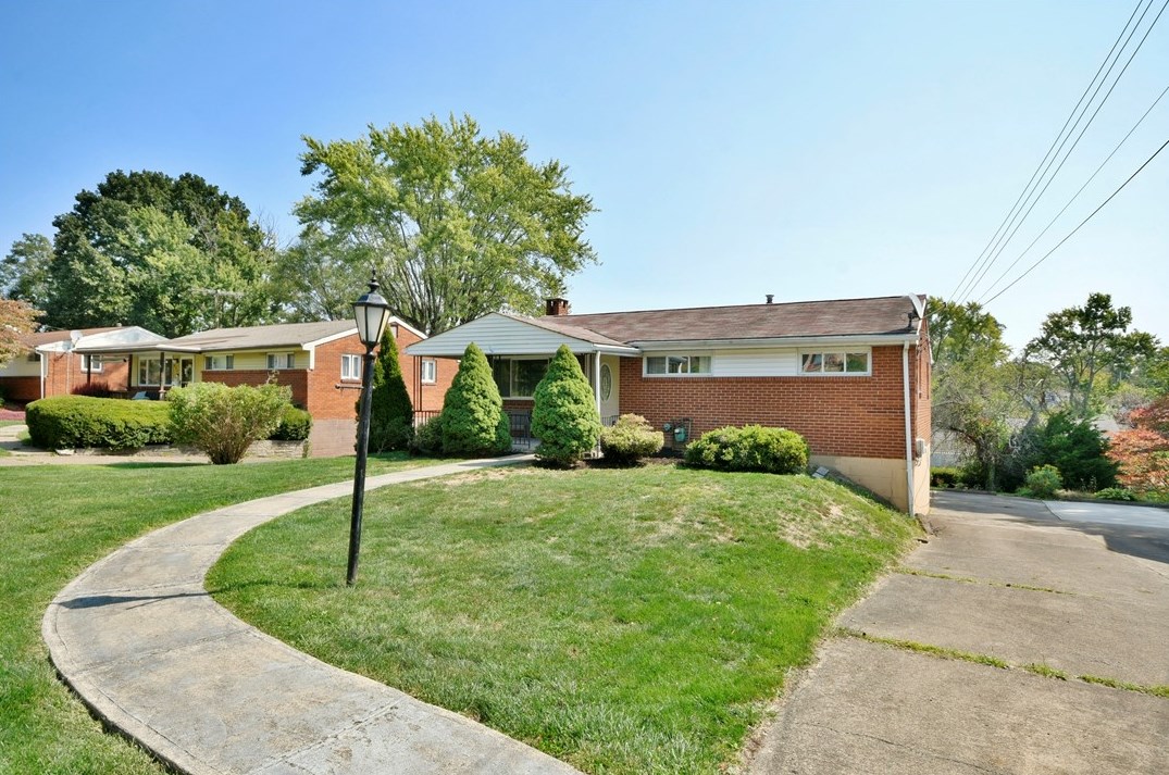 611 Quince Rd, Monroeville, PA 15146