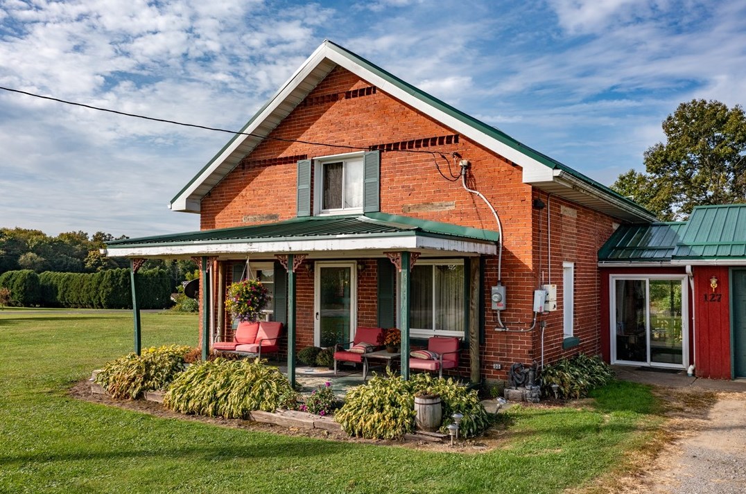 127 Waterloo, Polk, PA 16342