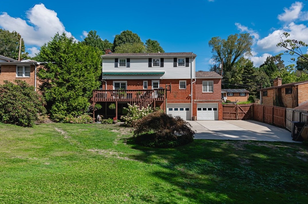 1216 Harvest Dr, Monroeville, PA 15146