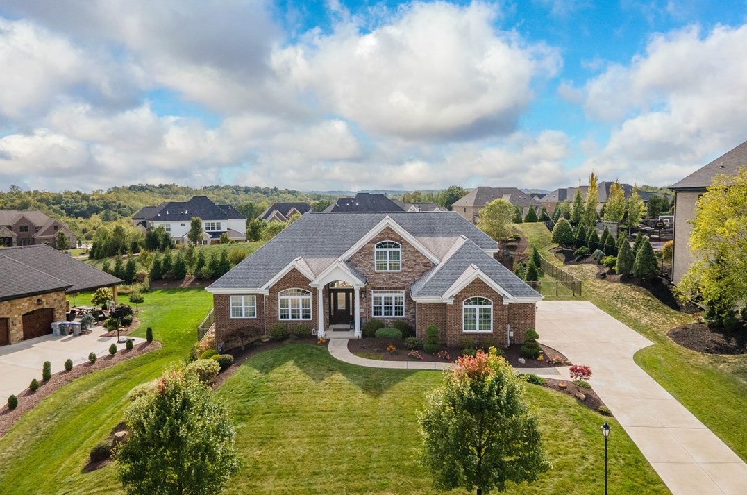 195 Wellington Cir, Canonsburg, PA 15317