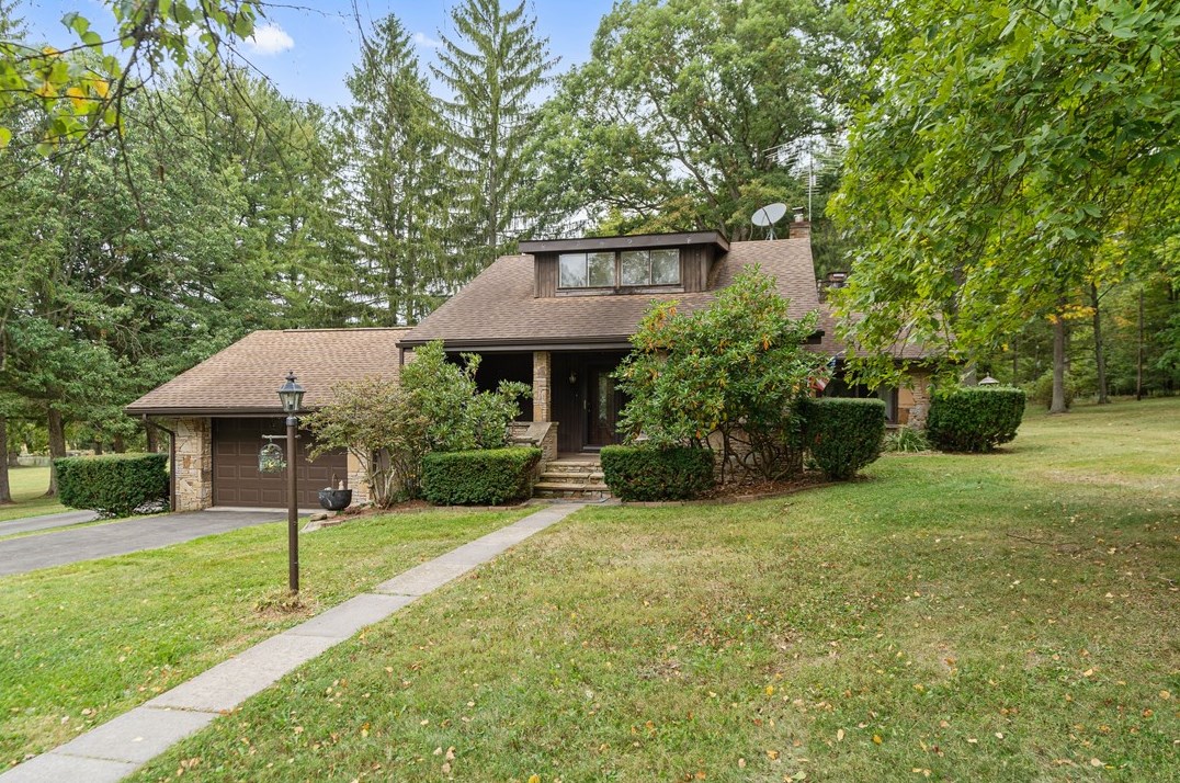 544 Chippewa Rd, Somerset, PA 15501