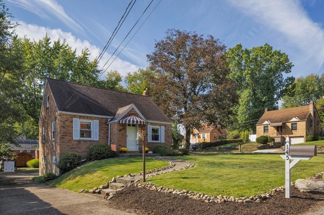 145 Lily Dr, Glenshaw, PA 15116