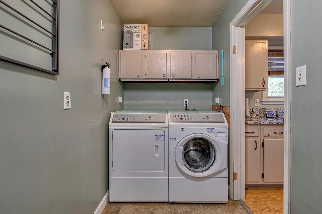 978 Barclay Rd, Indiana PA 15701-9775 exterior