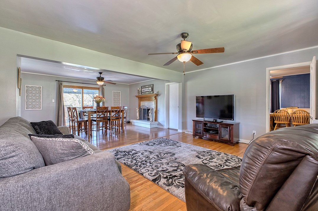 978 Barclay Rd, Indiana PA 15701-9775 exterior