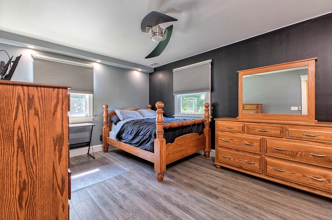 978 Barclay Rd, Indiana PA 15701-9775 exterior