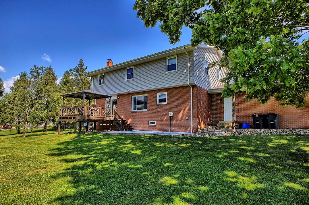 978 Barclay Rd, Indiana PA 15701-9775 exterior