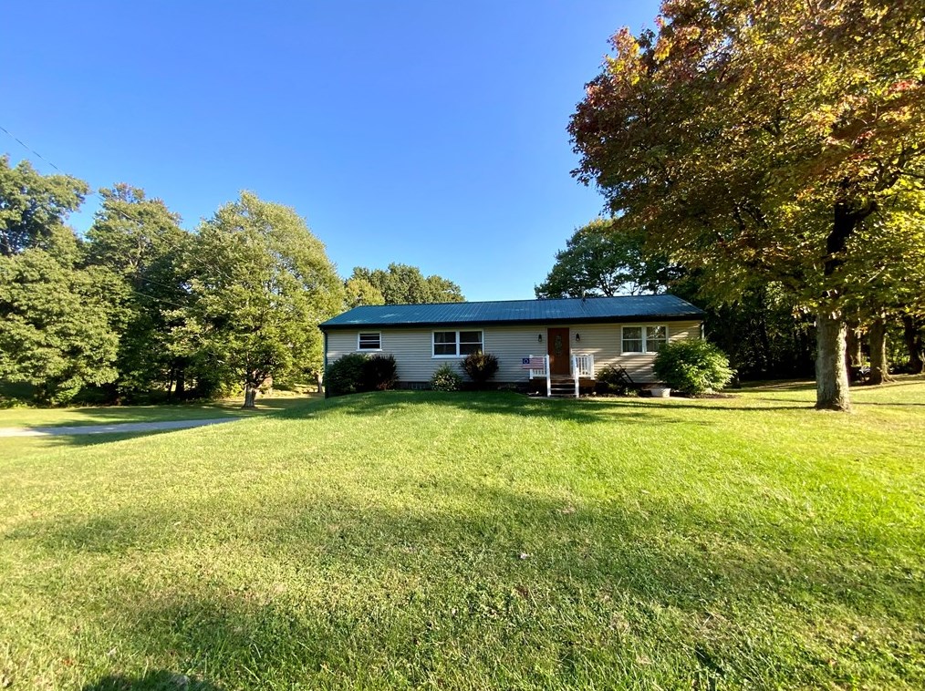 145 Pleasant Hill Rd, Hookstown, PA 15050