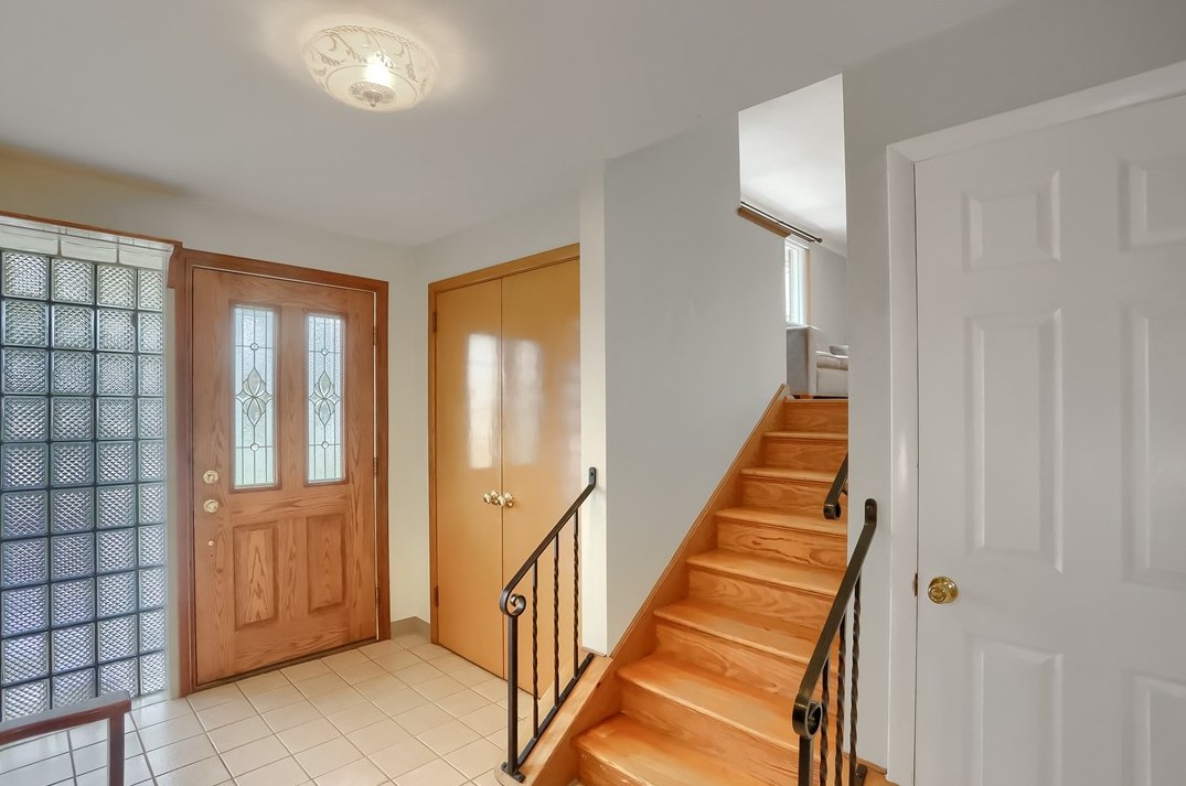 106 Hemlock Ln, Monroeville, PA 15146