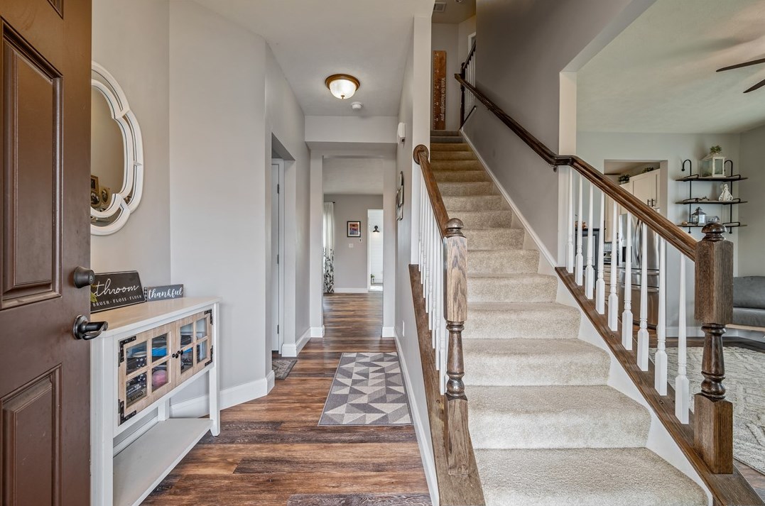216 Springhill Dr North, Noblestown, PA 15071