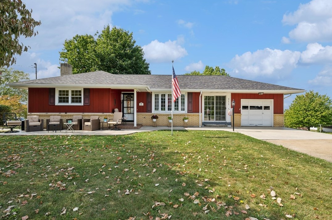 211 Highview St, Latrobe, PA 15650