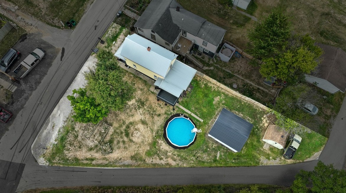 1 Elizabeth St, Washington, PA 15301