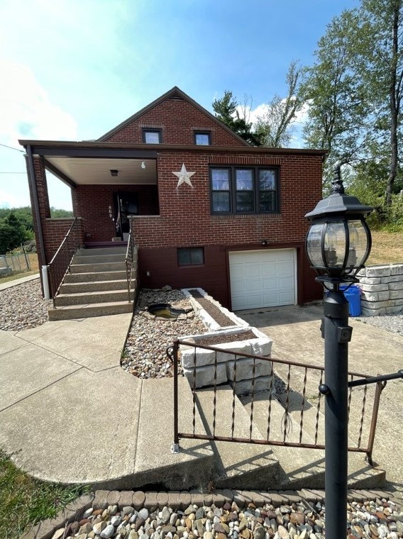 809 Locust Ave, Washington PA 15301-2757 exterior