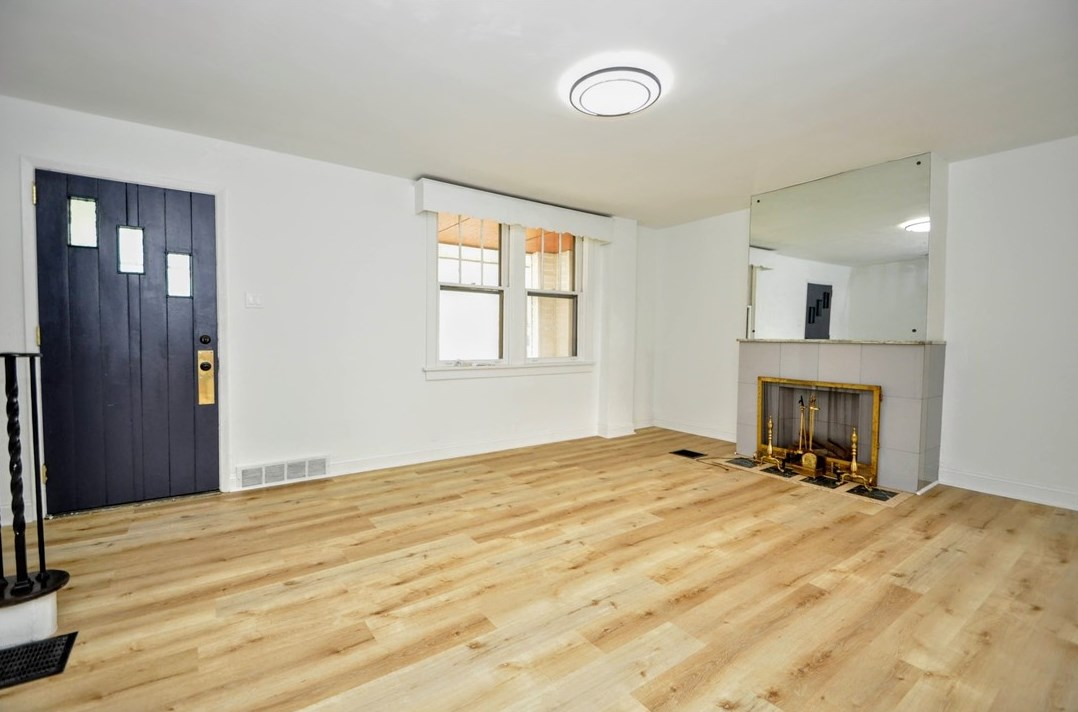 317 Reifert St, Pittsburgh, PA 15210