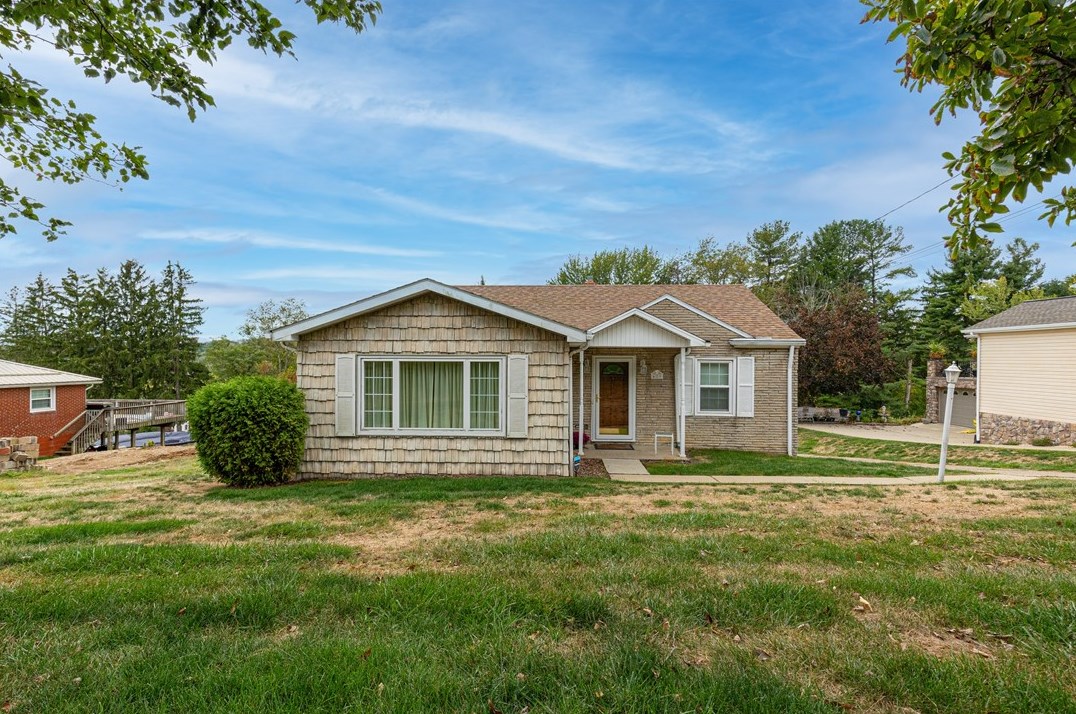459 Franklin Terrace, Washington, PA 15301