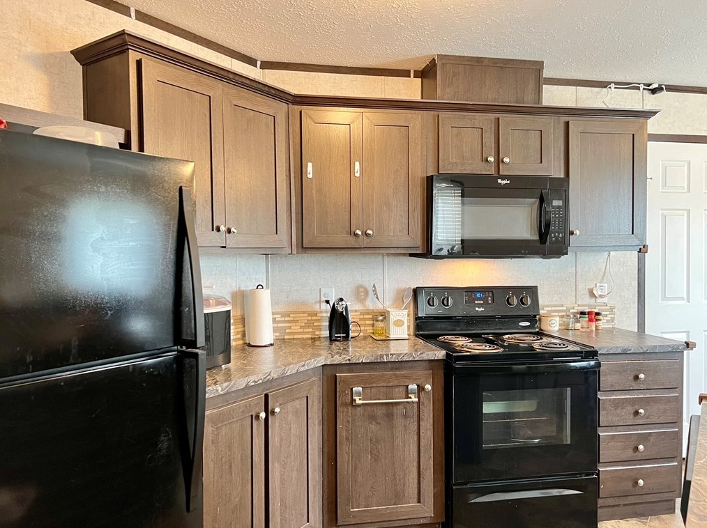 38 Carla Dr, Darlington, PA 16115
