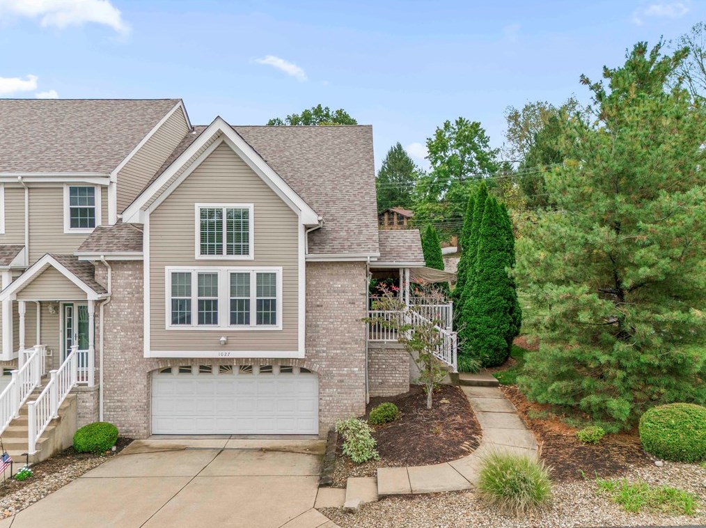 1027 Waterford Ct E North, Canonsburg, PA 15317