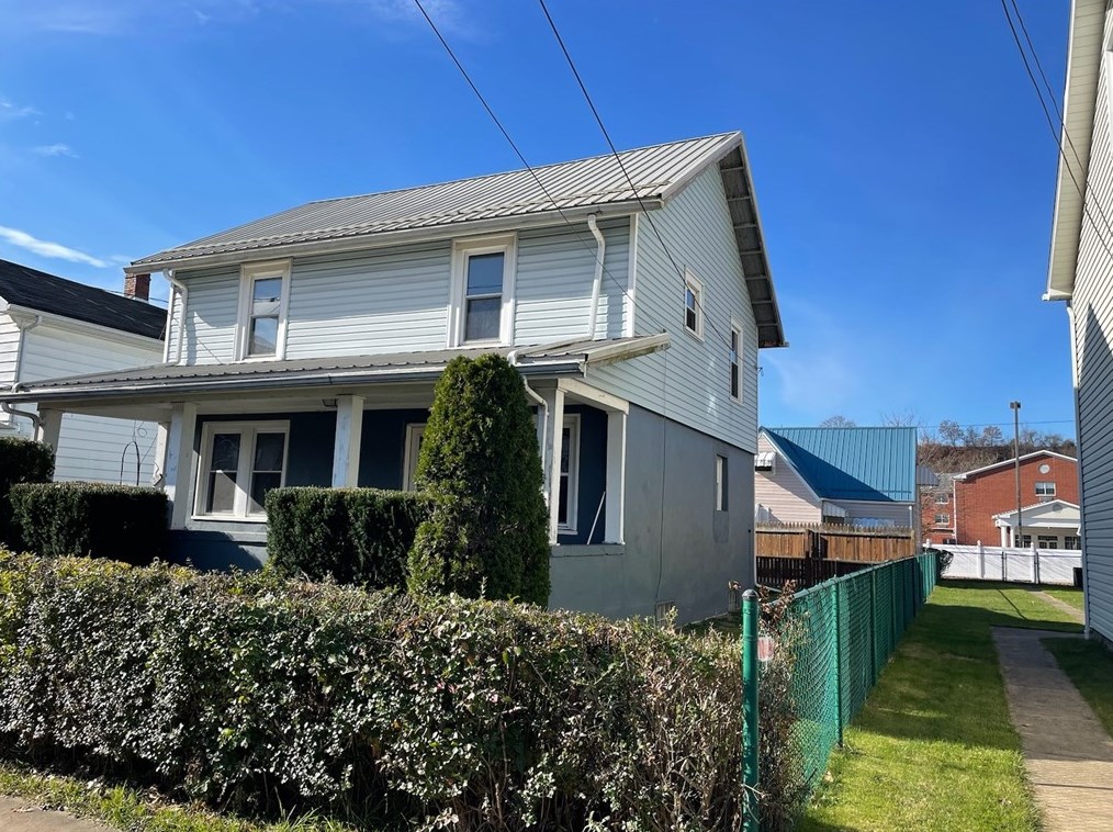 125 Acme Ave, Cheswick, PA 15024