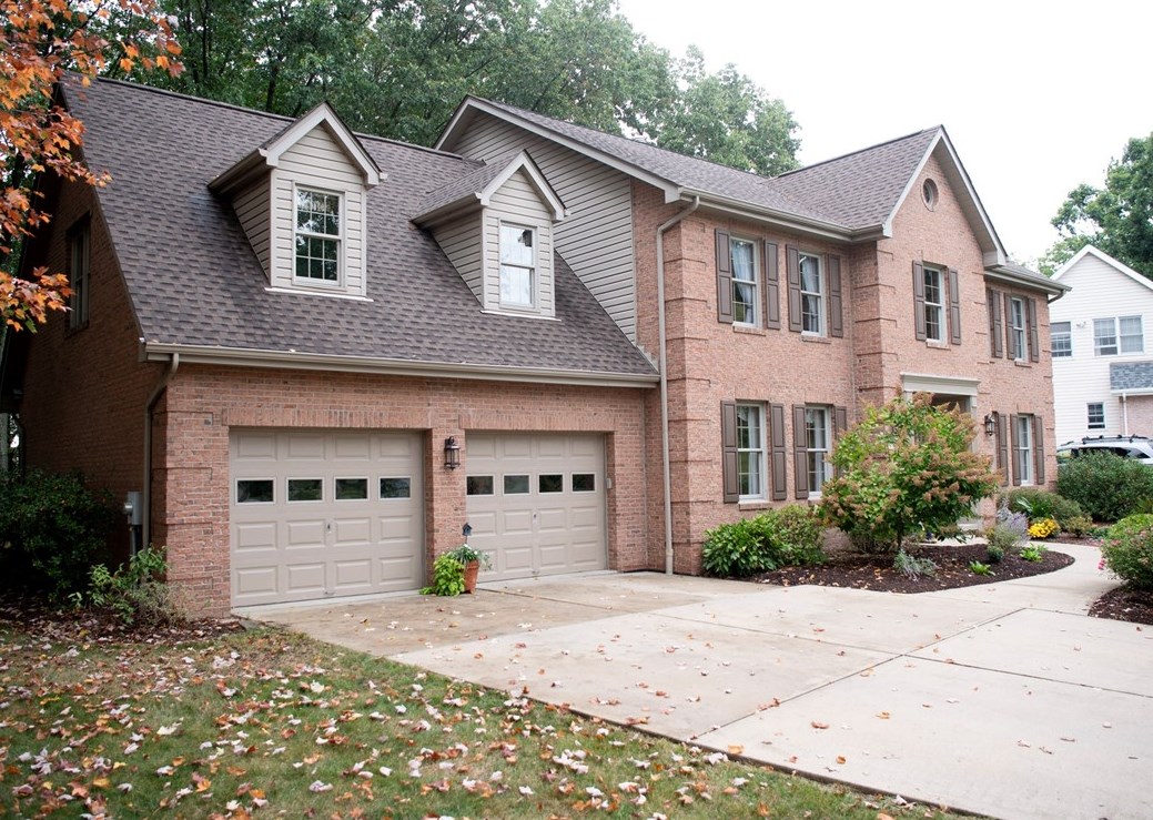 2569 Hillview Ct, Gibsonia, PA 15044