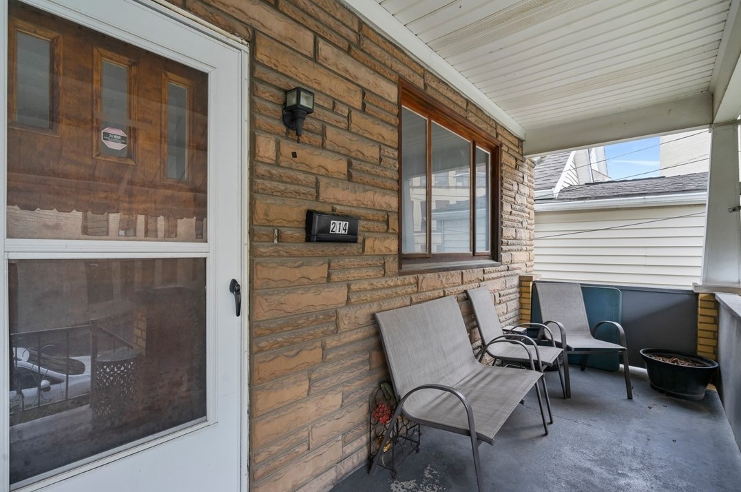 214 Mansfield Ave, Collier Township, PA 15106