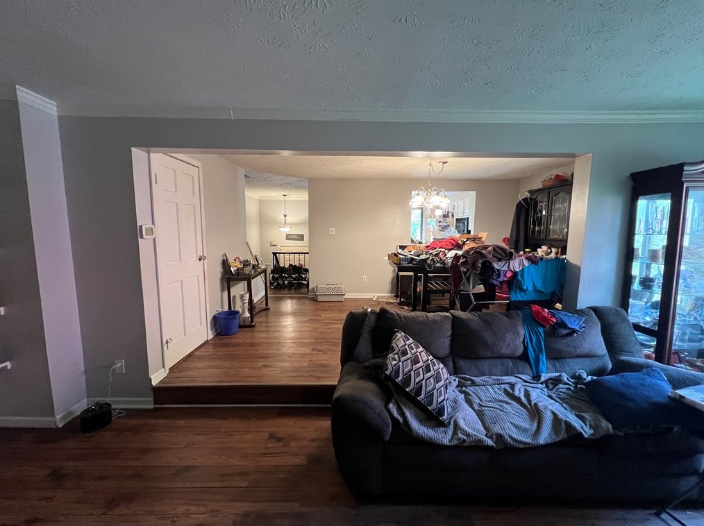 494 Hunting Creek Rd North, Canonsburg, PA 15317