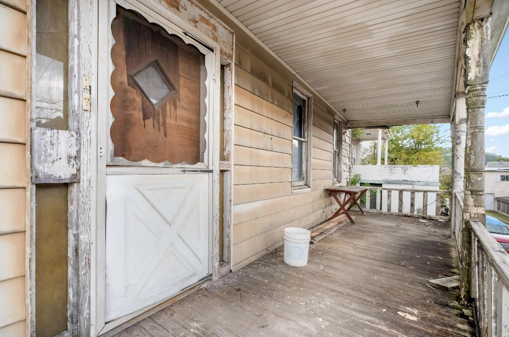 373 Stewart St, Turtle Creek, PA 15145