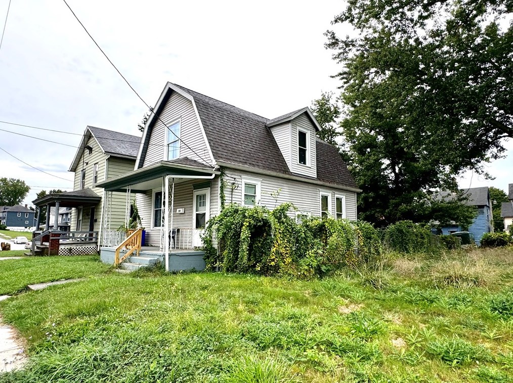 105 N Crawford Ave, New Castle, PA 16101