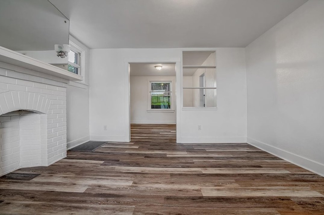 261 Robinson St, Pittsburgh PA 15213-2312 exterior